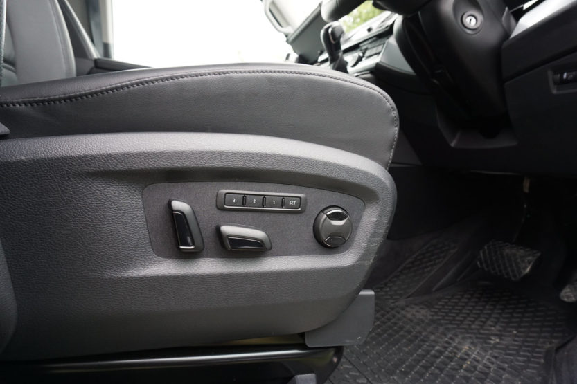 Volkswagen Multivan Highline Electronic Seats
