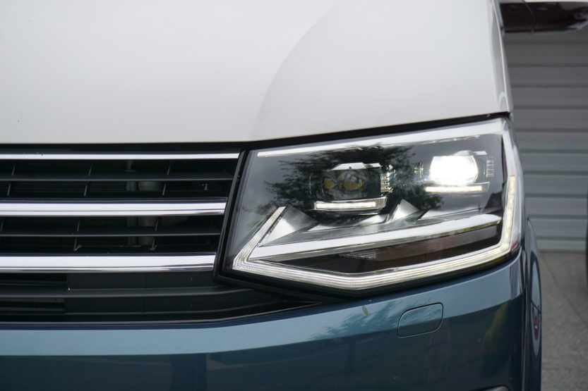 Volkswagen Multivan Highline Headlights