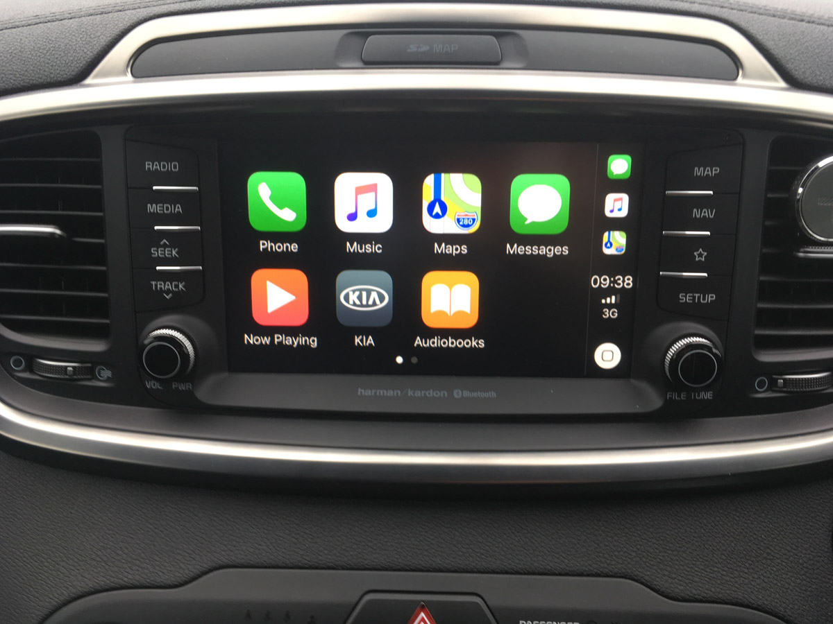 Kia Sorento Premium Apple CarPlay & Android Auto Mark Lincoln