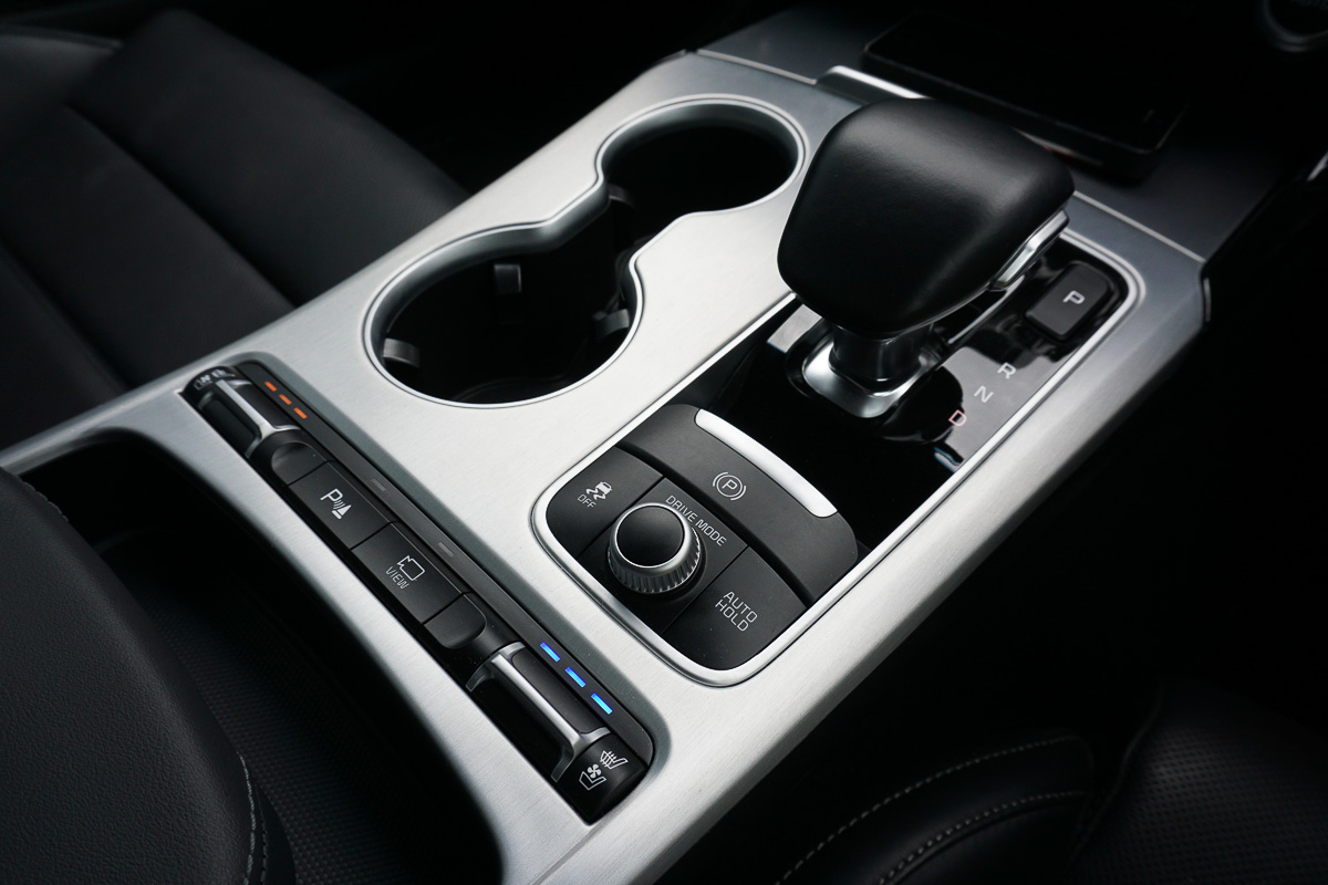 Stinger GT dashboard