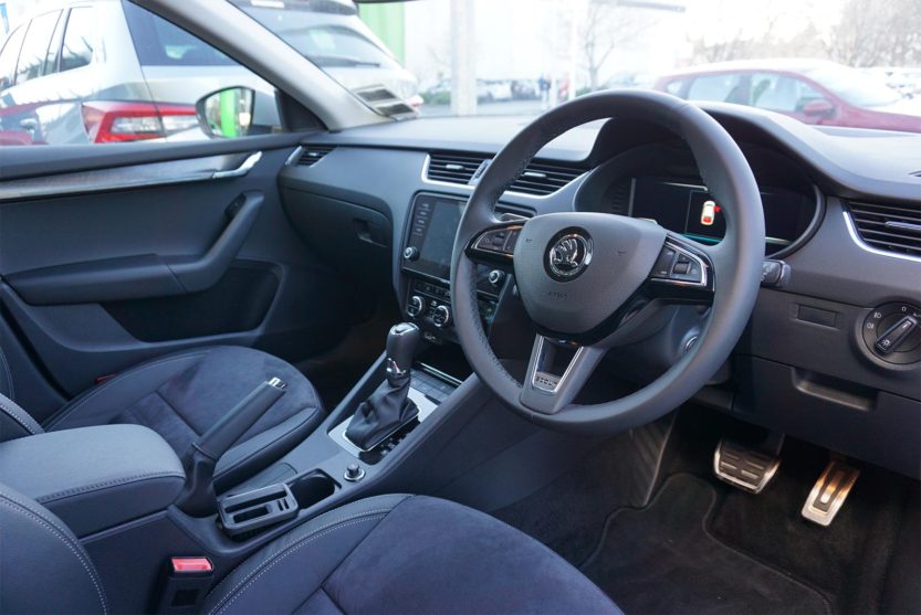 ŠKODA Octavia Scout Dash