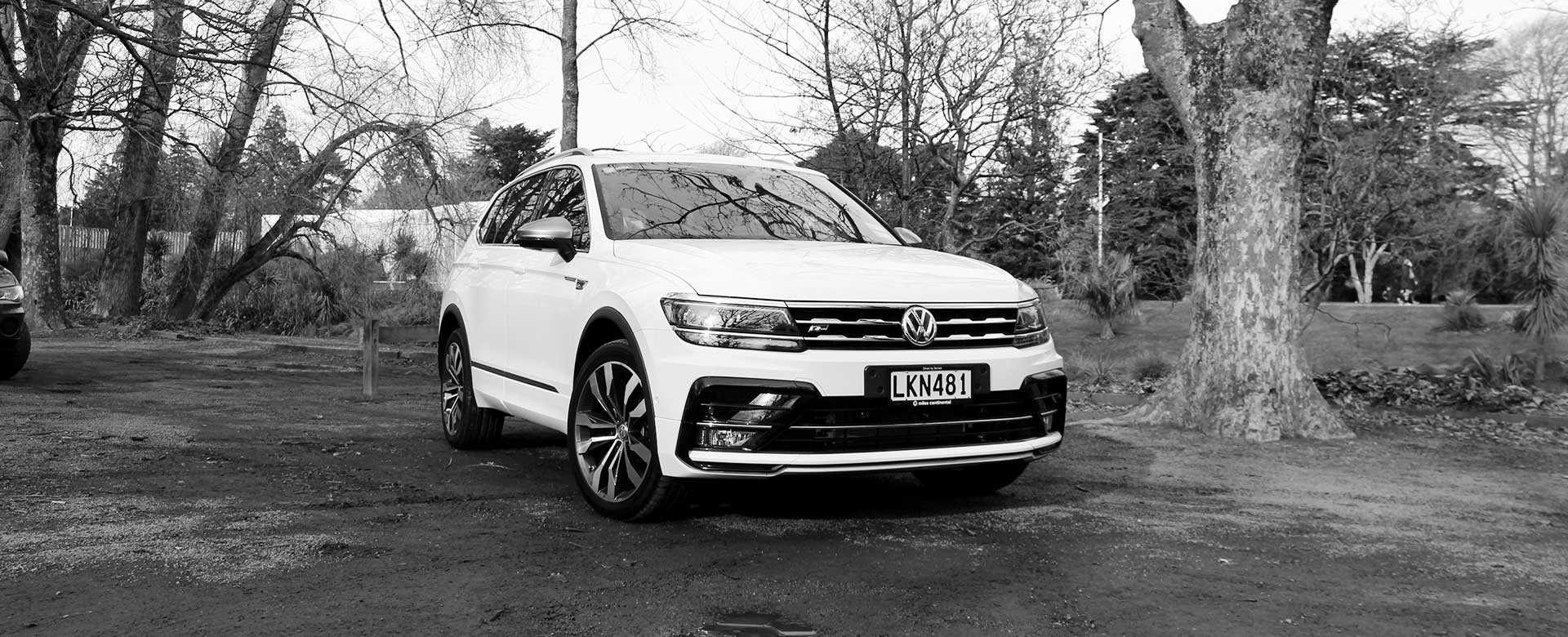 Volkswagen Tiguan Allspace R-Line in White
